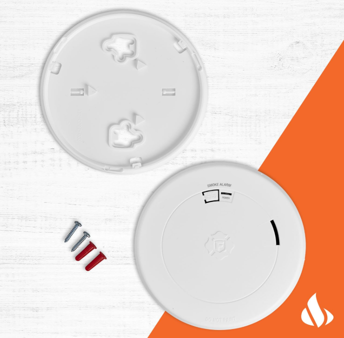 First Alert SM210, 10-Year Sealed Battery Smoke Alarm with Slim Profile Design, 1-Pack